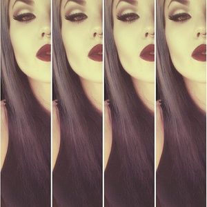 Meet your Posher, Angelique